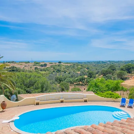Spectacular 4 Bed With Pool Near Carvoeiro