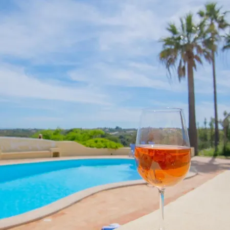Spectacular 4 Bed With Pool Near Carvoeiro * Поршеш