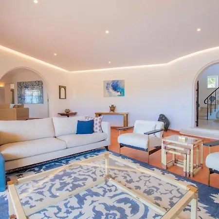Spectacular 4 Bed With Pool Near Carvoeiro *