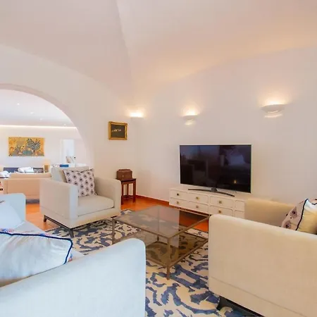 Willa Spectacular 4 Bed With Pool Near Carvoeiro Porches (Algarve)