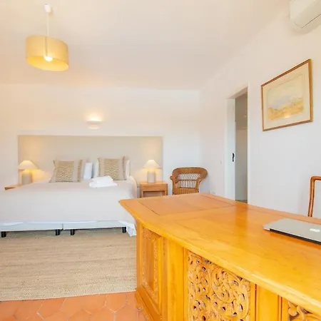 Willa Spectacular 4 Bed With Pool Near Carvoeiro Porches (Algarve)