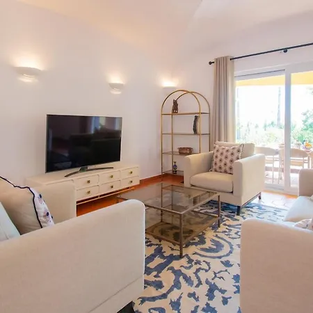 Spectacular 4 Bed With Pool Near Carvoeiro Willa Porches (Algarve)