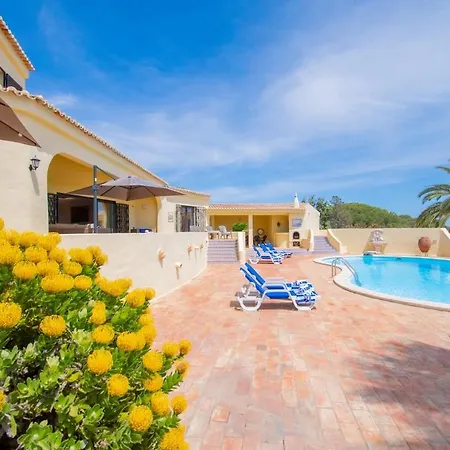 Villa Spectacular 4 Bed With Pool Near Carvoeiro *